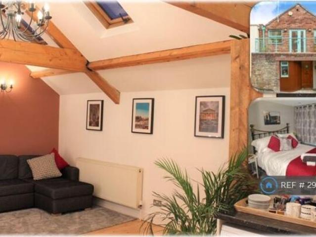 Farm for rent in Feckenham, City Of Bristol