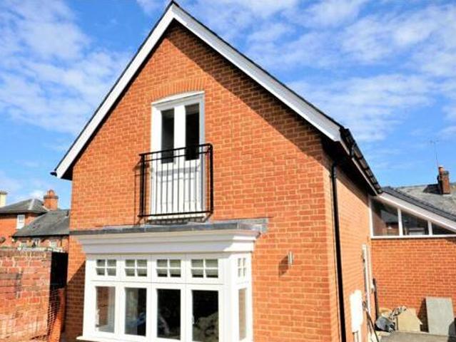 House for rent in Holloway Hill, Fole