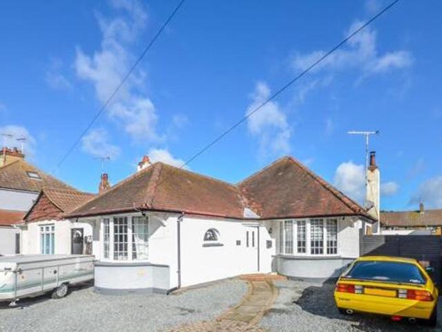 House for rent in Alton Barnes, Essex