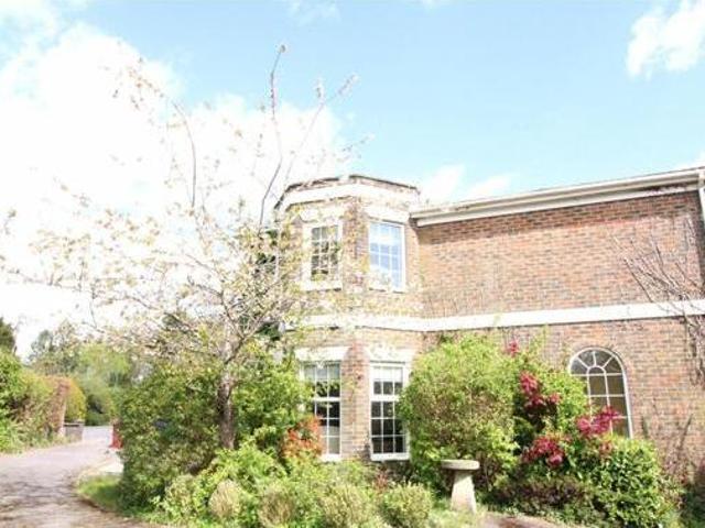 House for rent in Littlecote, West Sussex