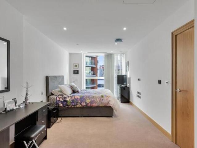Farm for rent in Paddington, Greater London