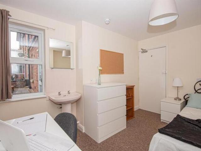 Farm for rent in Sydenham, Green Close