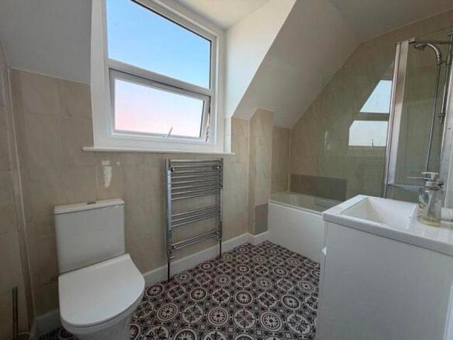 Farm for rent in London Borough of Ealing, Park Royal