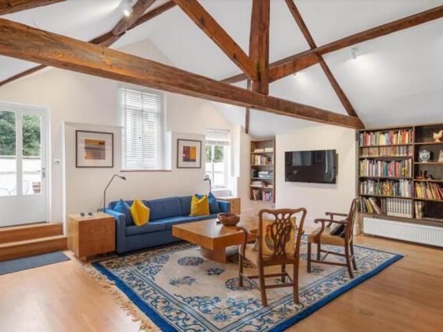 Property for rent in Cat Hill