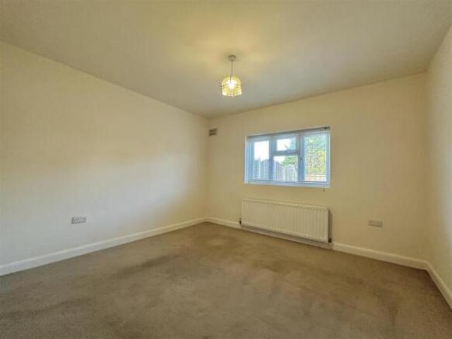 Farm for rent in Chellaston, East Midlands