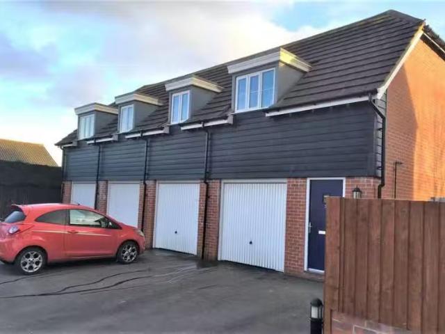 House for rent in Station Town