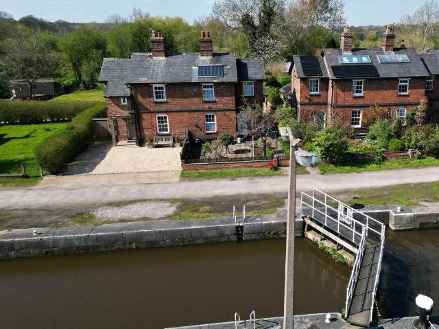 House for sale in Dutton, Acton Bridge