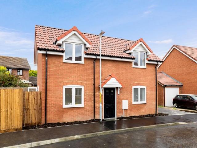 House for sale in Hawkinge, Folkestone