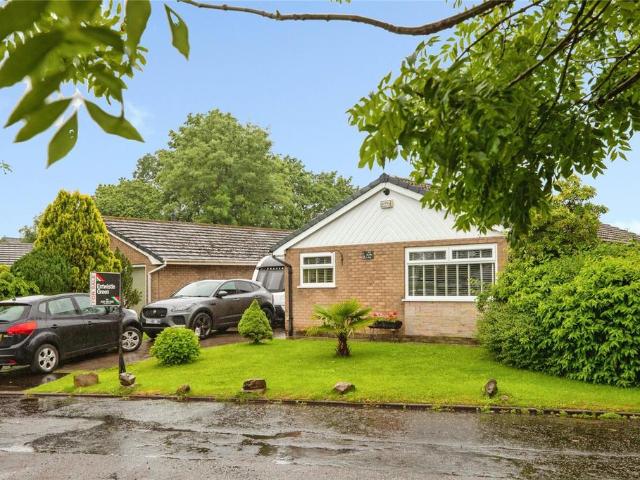 House for sale in Bamford, Burnedge
