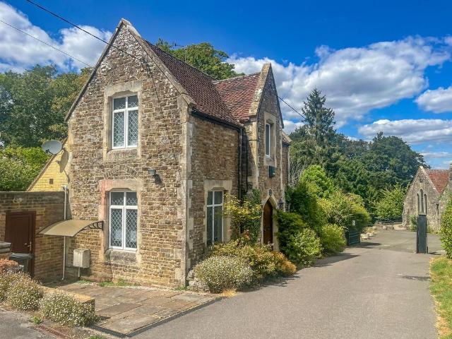 House for sale in Starr's Green, Rother