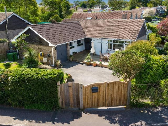 House for sale in West Hill, Budlake