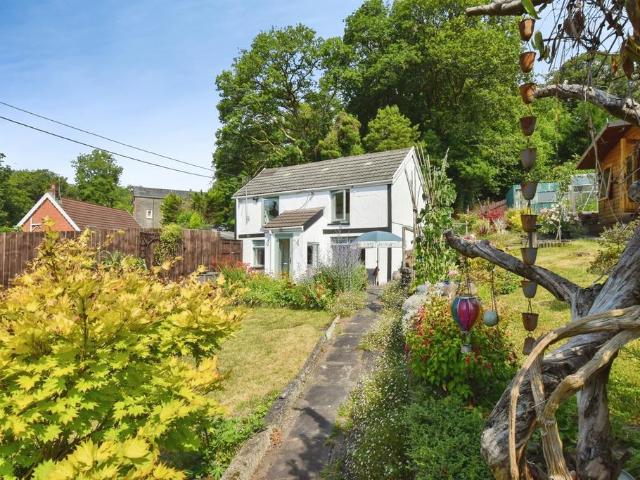 House for sale in Pontardawe, Pontardawe, Clydach