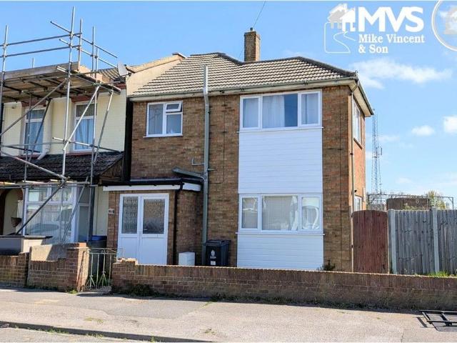 House for sale in Dale Hill, Essex