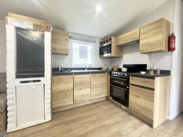 House for sale in Heathlands, East Sussex