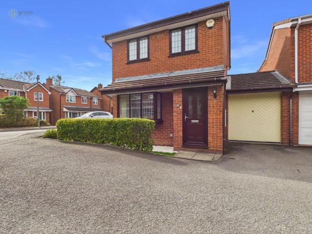 House for sale in Kettlebrook, Staffordshire
