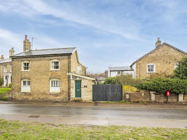 House for sale in Sudbury, Chelmondiston