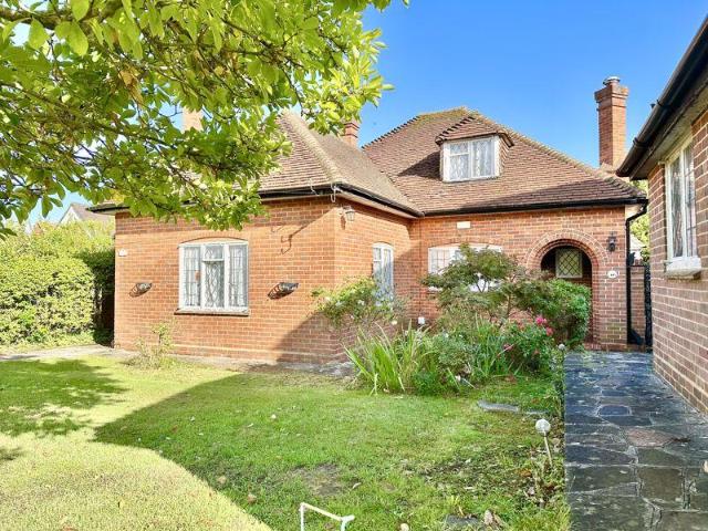 House for sale in The Wells, Surrey