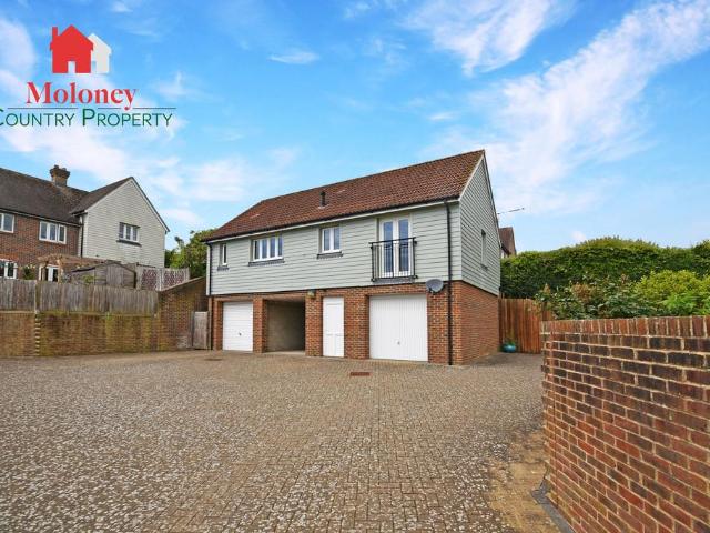 House for sale in Heathlands, East Sussex
