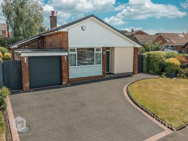 House for sale in Bradshaw, Lee Bank