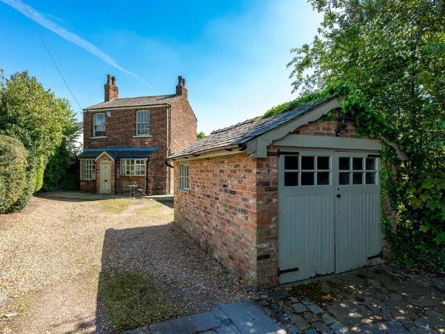 House for sale in Fulshaw Park, Wilmslow