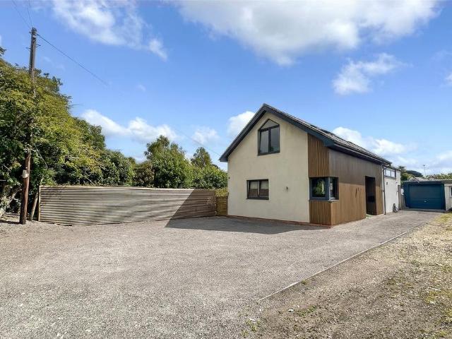 House for sale in Rustington, Clapham