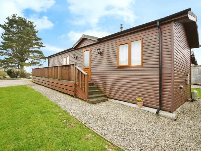 House for sale in Longstone, Hellandbridge
