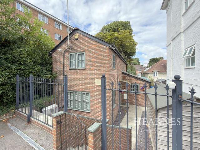 House for sale in West Cliff, Bournemouth