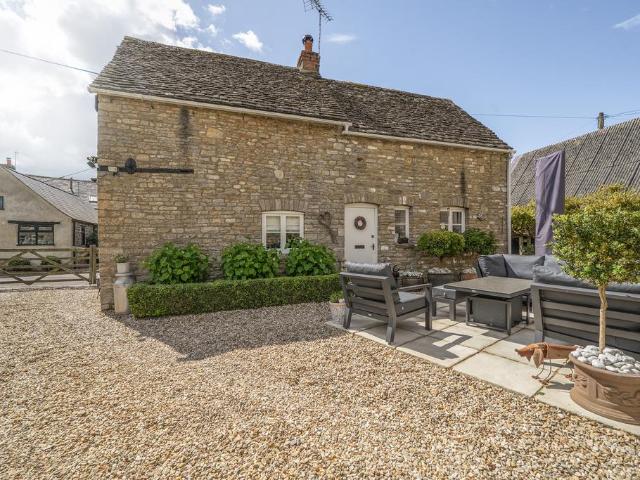 House for sale in Ashton Keynes, Wiltshire