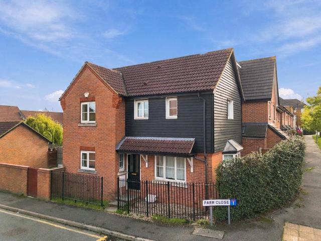 House for sale in South Stifford, Grays
