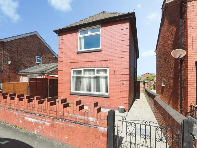 House for sale in Barnton, Cheshire