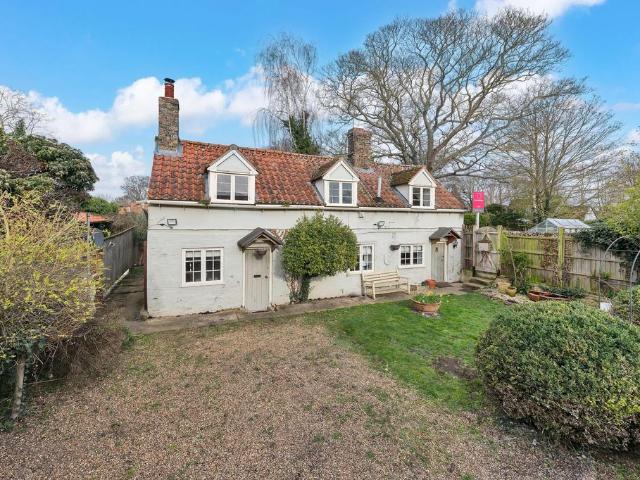 House for sale in Chippenham, Barway