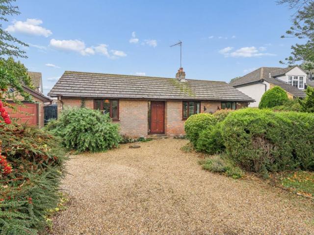 House for sale in Hotley Bottom, Prestwood