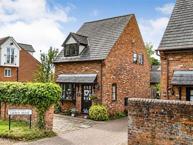 House for sale in Five Acres, Hertfordshire