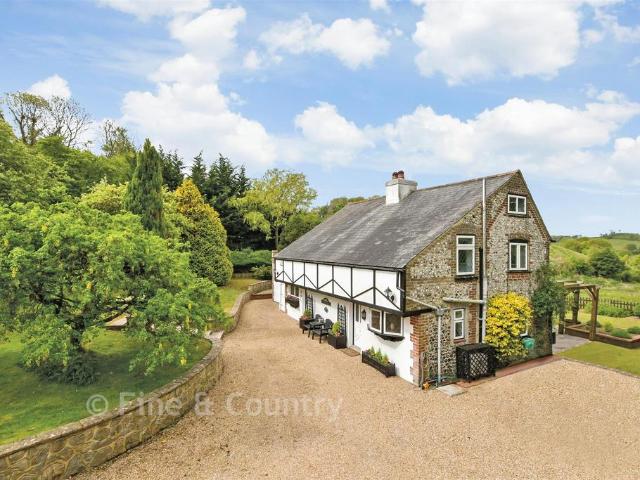 House for sale in Ash, Kent