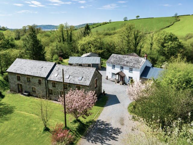 House for sale in Llansteffan, Llanybri