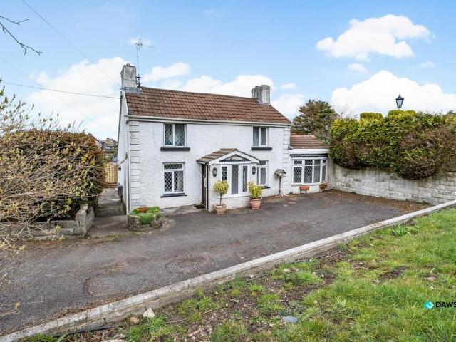 House for sale in Three Crosses, Wales