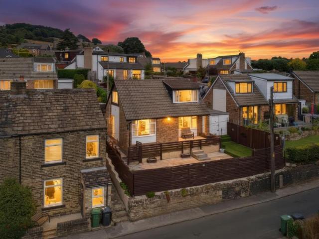 House for sale in Kirkheaton, Kirkburton
