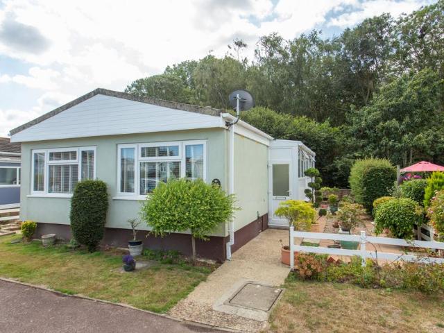 House for sale in Oad Street, Kent