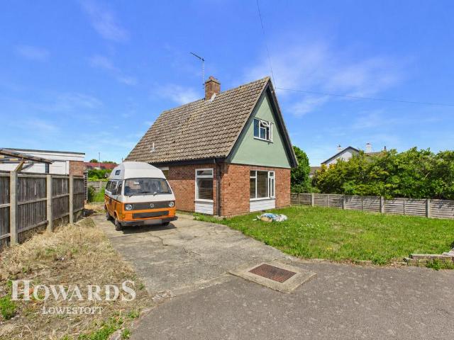 House for sale in Eastbridge, Suffolk