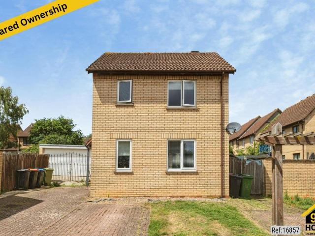 House for sale in Walnut Tree, Milton Keynes