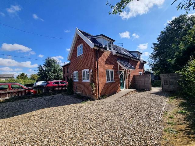 House for sale in Eastbridge, Suffolk