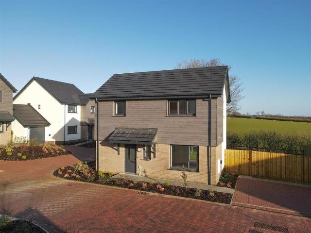 House for sale in Brandis Corner, Devon