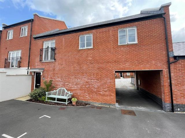 House for sale in Sherford, Strode