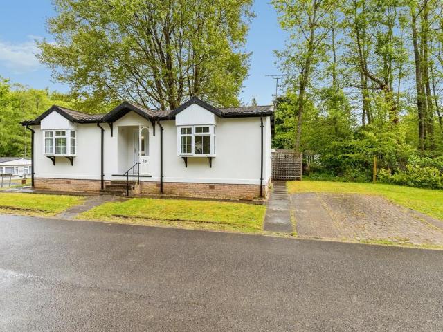 House for sale in Perryfields, West Sussex