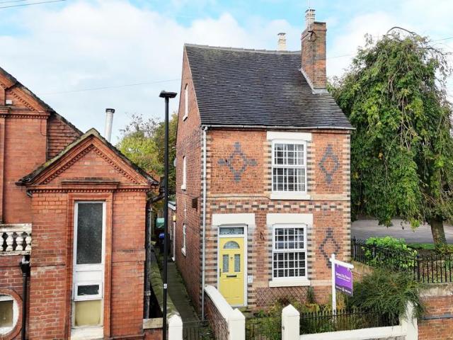 House for sale in Cheadle, Kingsley Moor