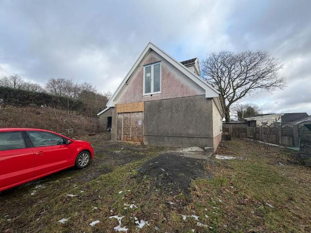 House for sale in Cwarter Bach, Lower Brynamman