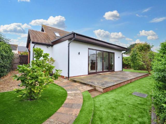 House for sale in Witcombe, Pamington