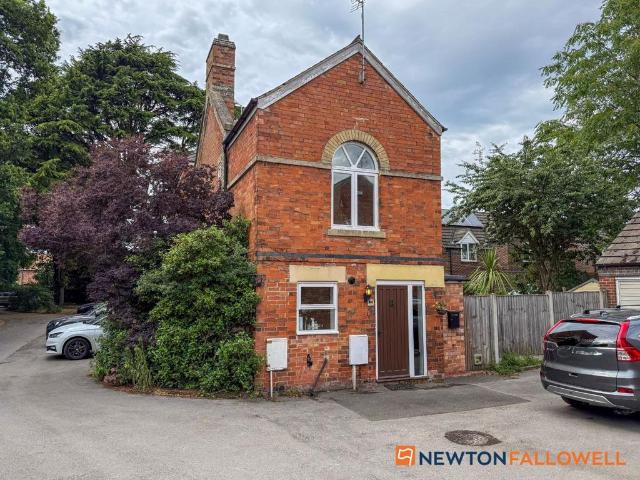 House for sale in Alverton, East Midlands
