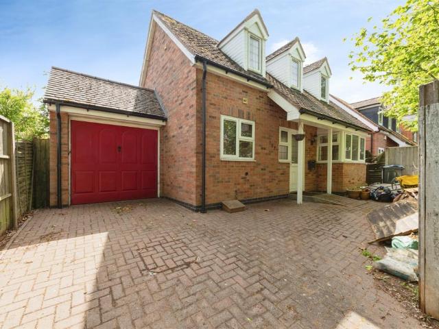 House for sale in Hall Green, West Midlands