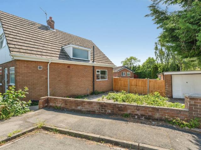 House for sale in Upton-by-Chester, Two Mills